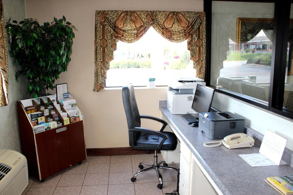 Quality Inn & Suites Dublin photo 39