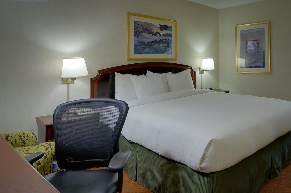 Vagabond Inn Executive San Francisco Airport photo 8