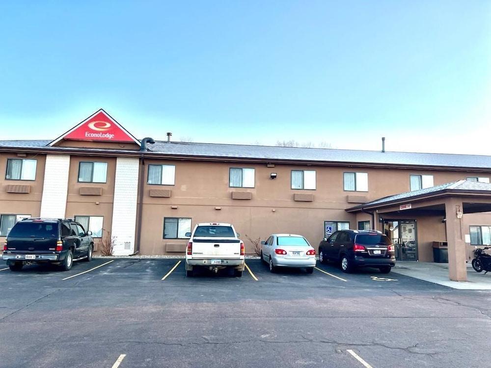 Econo Lodge Oacoma - Chamberlain West photo 98