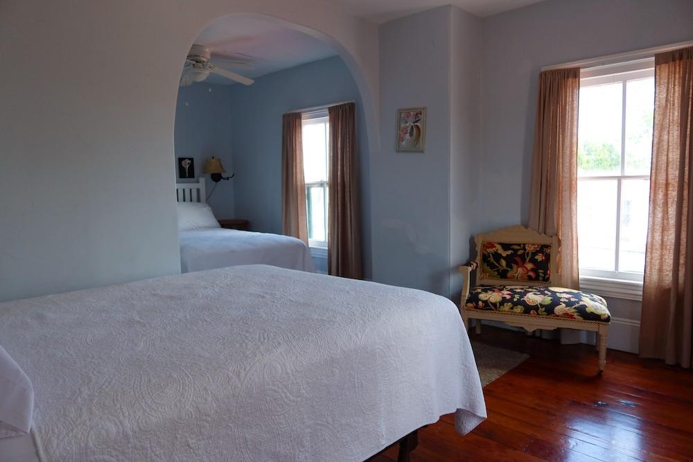 Chalfonte Hotel photo 5
