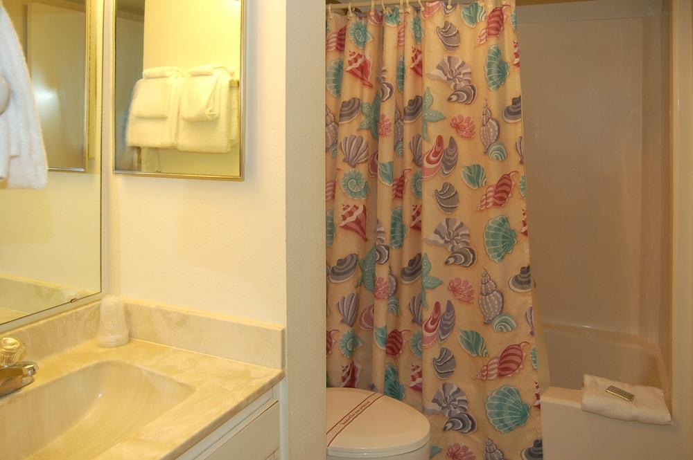 Ocean Trillium Suites photo 18