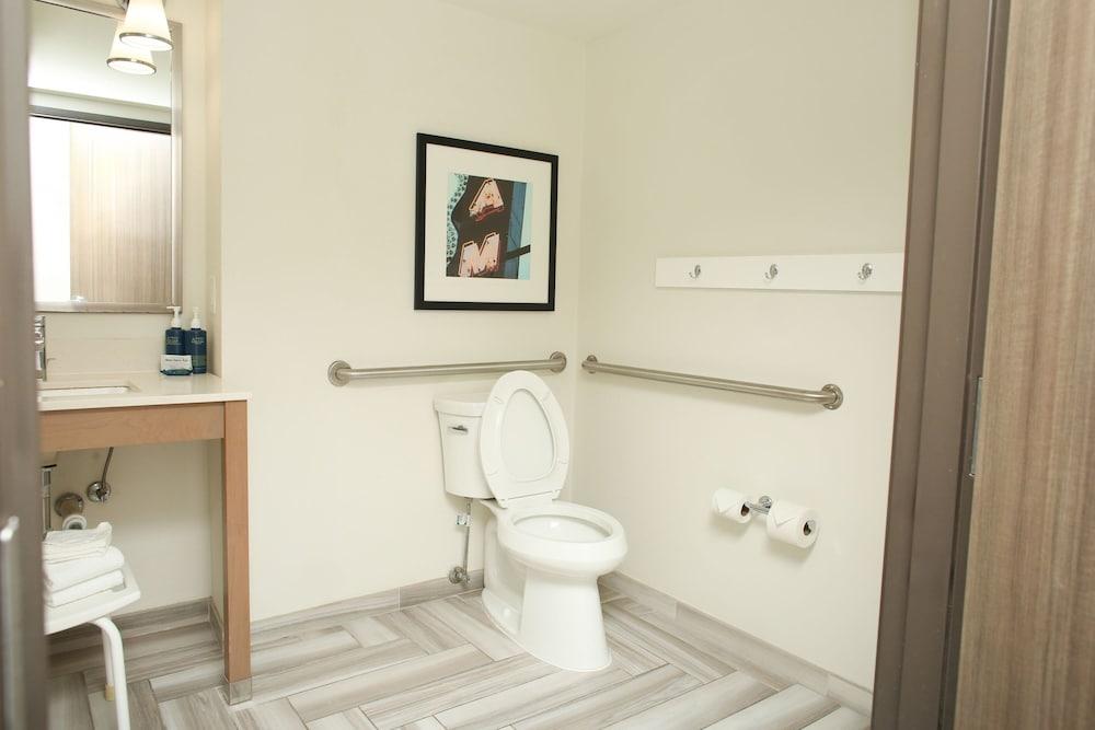 Four Points By Sheraton Midland photo 16