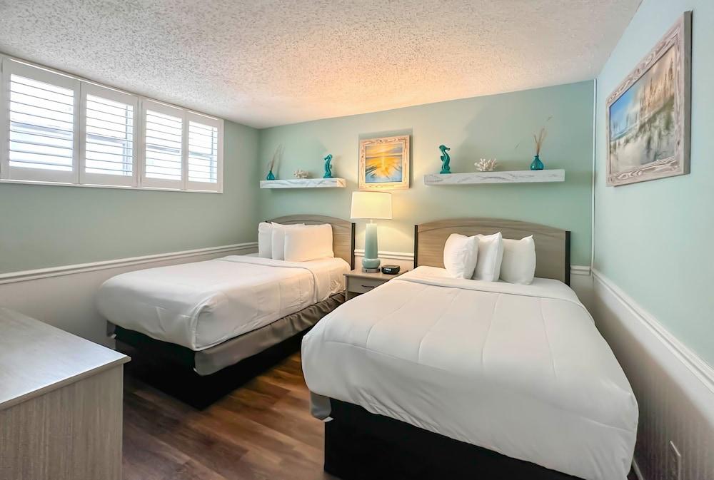 Thunderbird Beach Resort photo 13