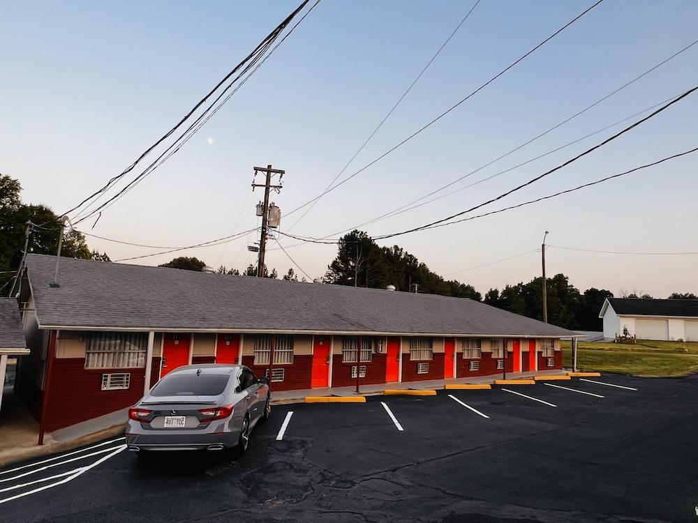 Linwood Motel — hotel in Paragould