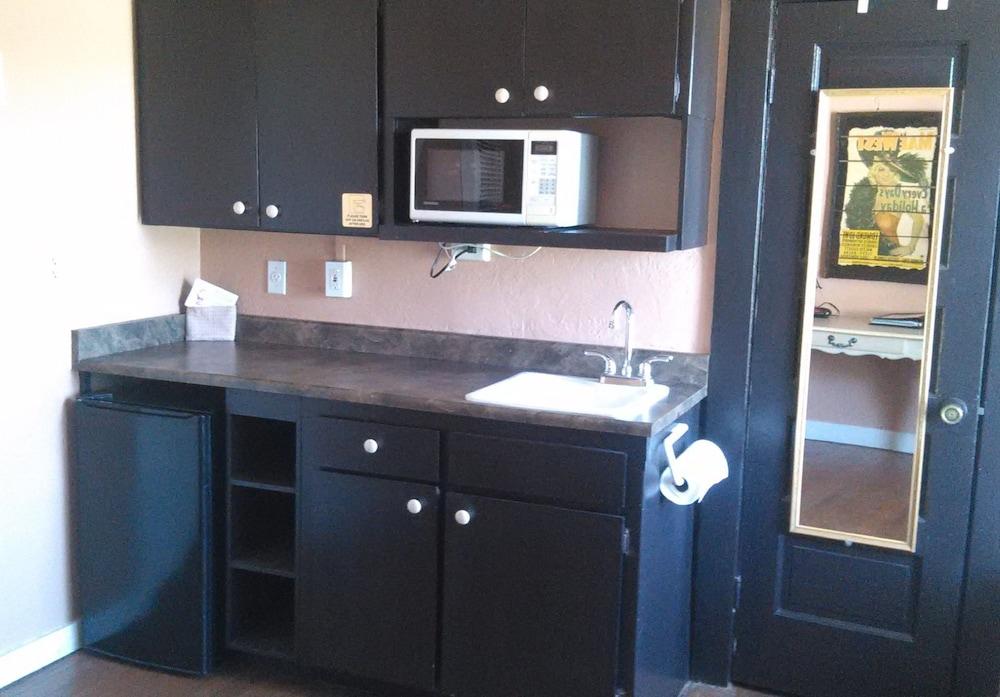 Cottonwood Hotel photo 7