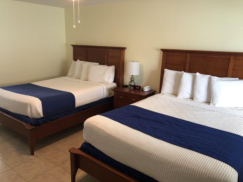 Beachgate CondoSuites and Oceanfront Resort photo 90