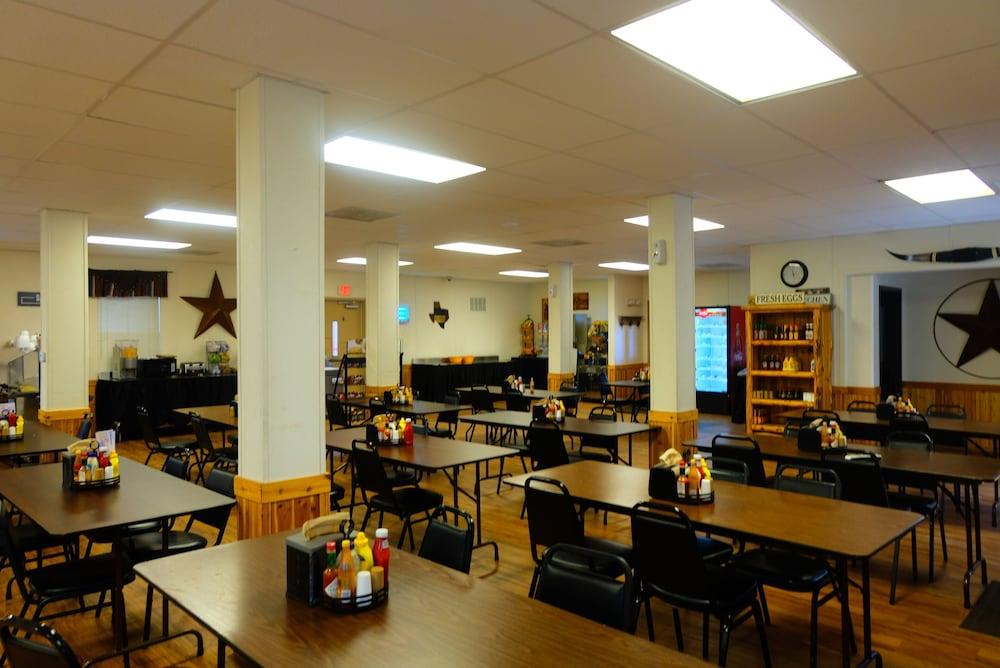 Target Hospitality-Orla North Lodge photo 25