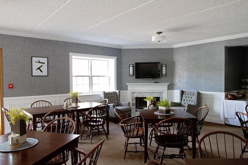 Saxon Inn photo 9