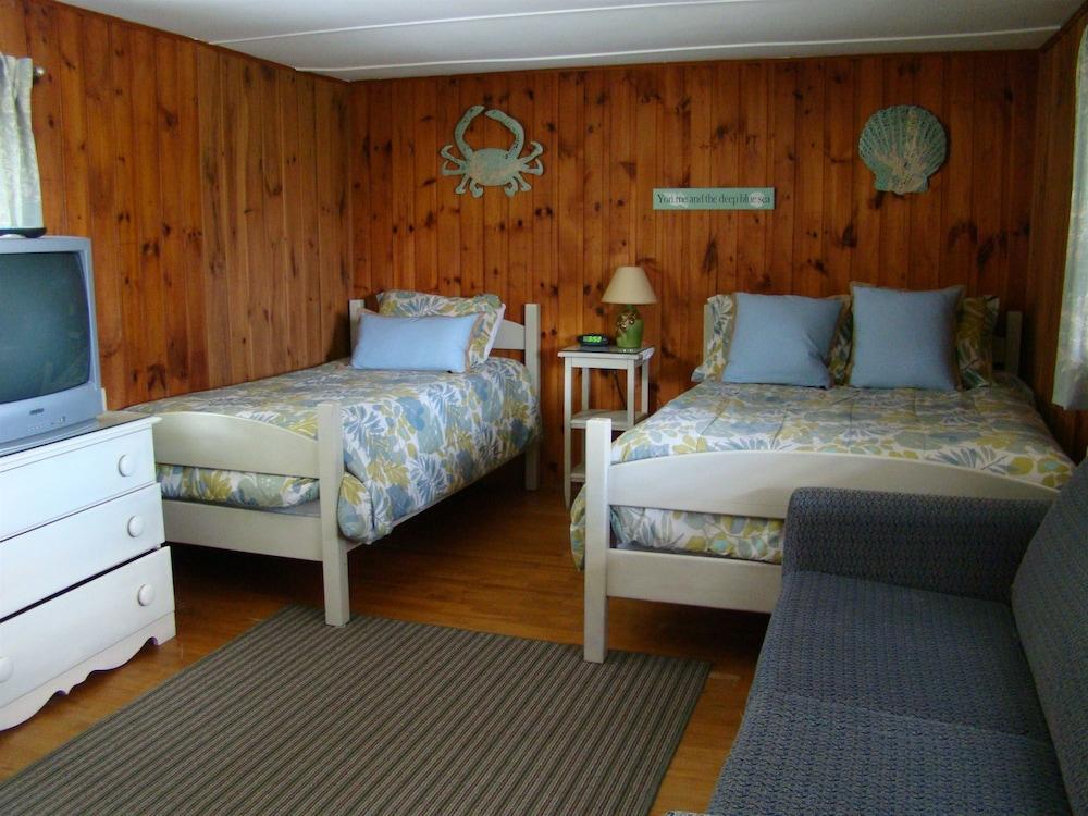 Bay Leaf Cottages & Bistro photo 17