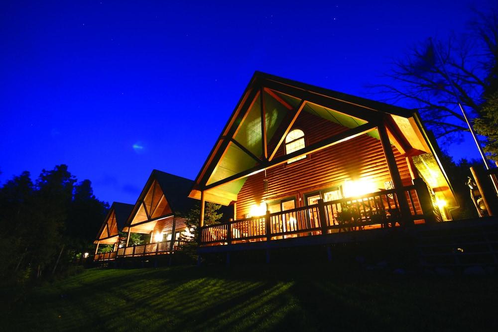 Drummond Island Resort photo 1