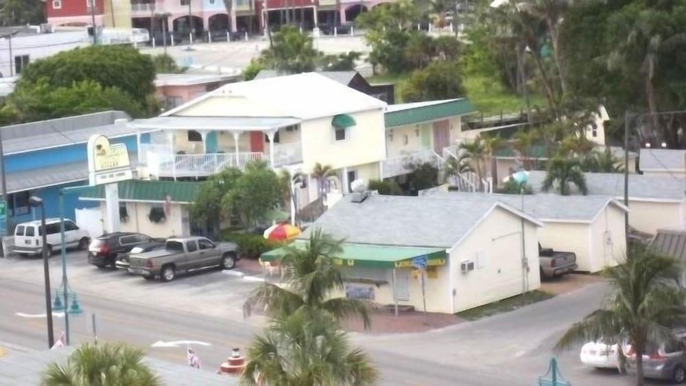 Silver Sands Villas photo 6