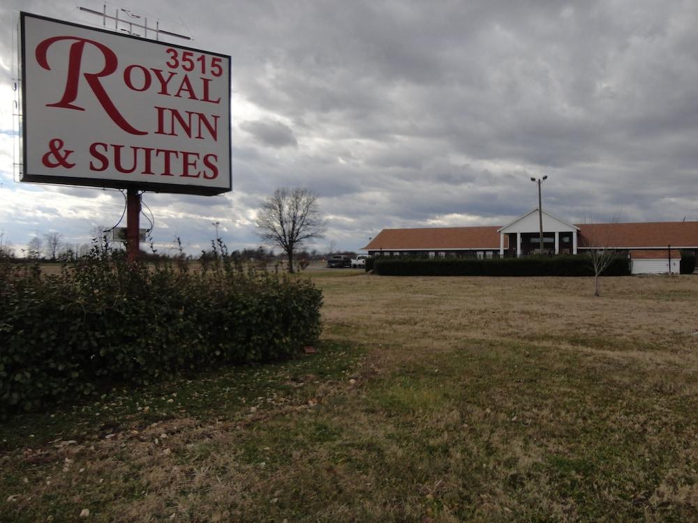 Royal Inn and Suites photo 20