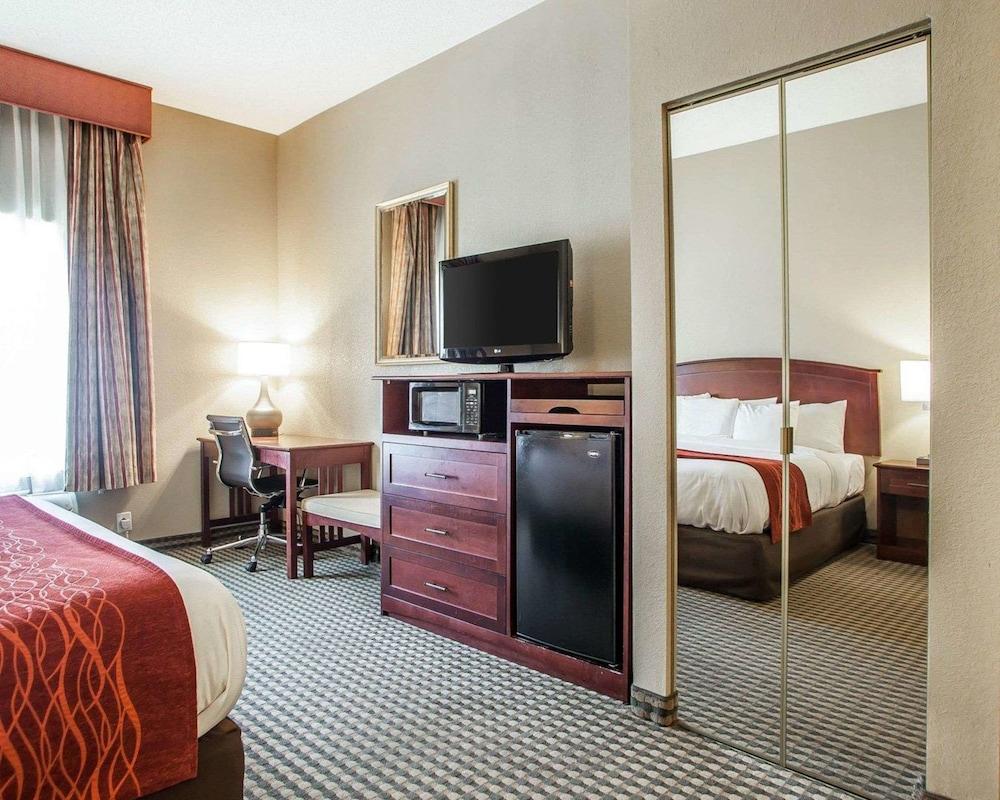 Comfort Inn & Suites Carneys Point - Pennsville photo 9