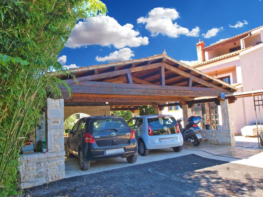The Americana Village photo 2