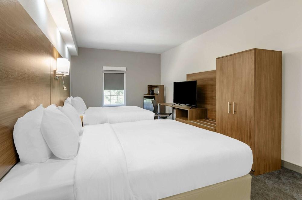 Comfort Inn Martinsville photo 6