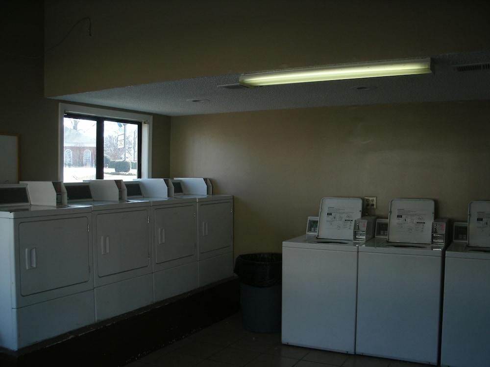 Motel 6 Millington, TN photo 10