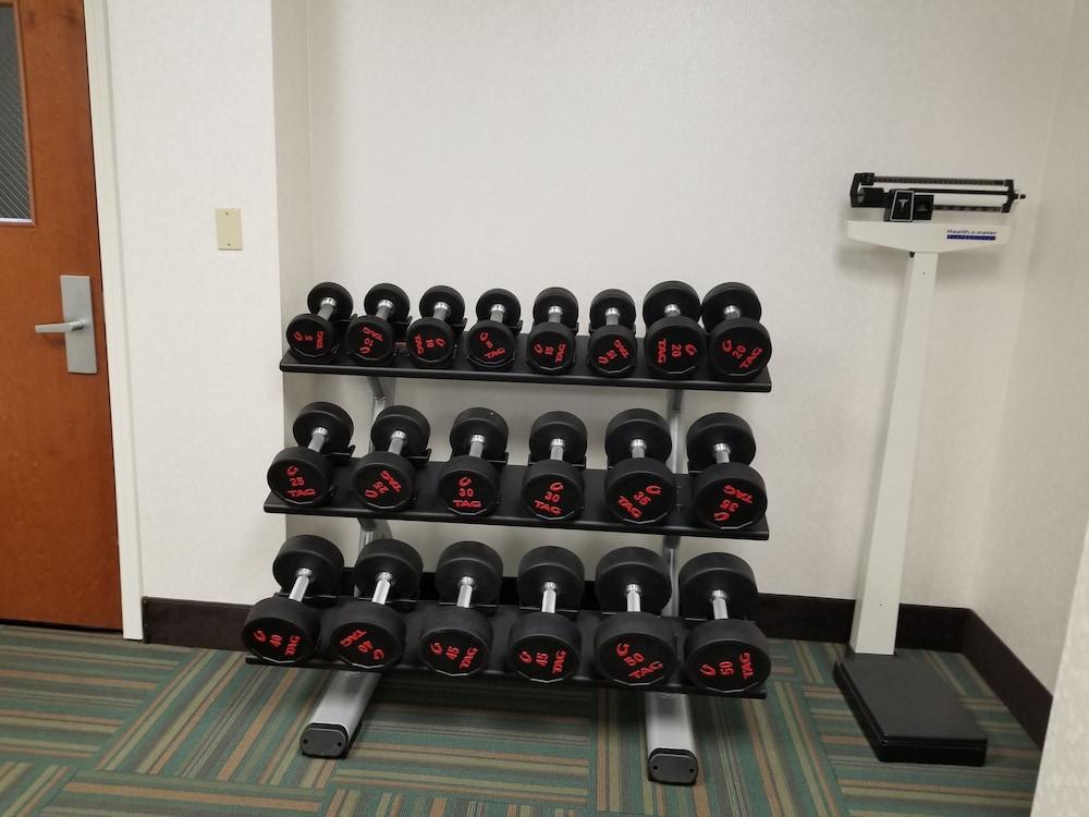Holiday Inn Express Hotel & Suites Hillview by IHG photo 27
