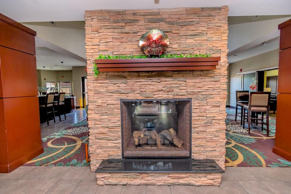 Staybridge Suites Houston IAH - Beltway 8 by IHG photo 6