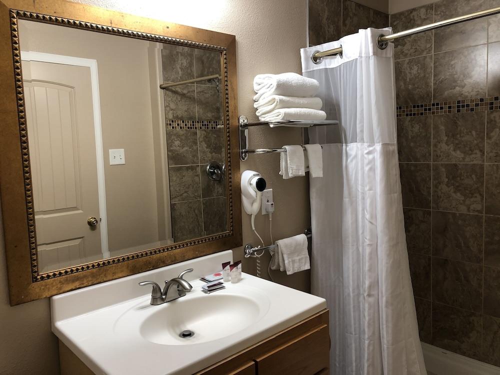 Valueinn Motel photo 42