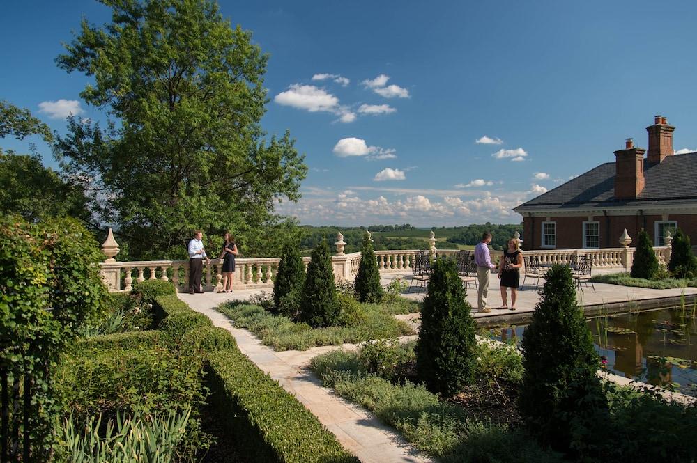 Albemarle Estate at Trump Winery photo 8