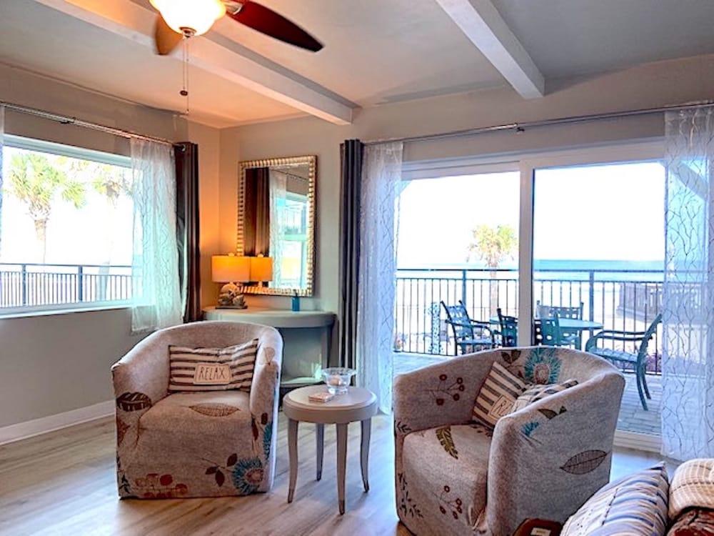 Organic Beach Retreat photo 46