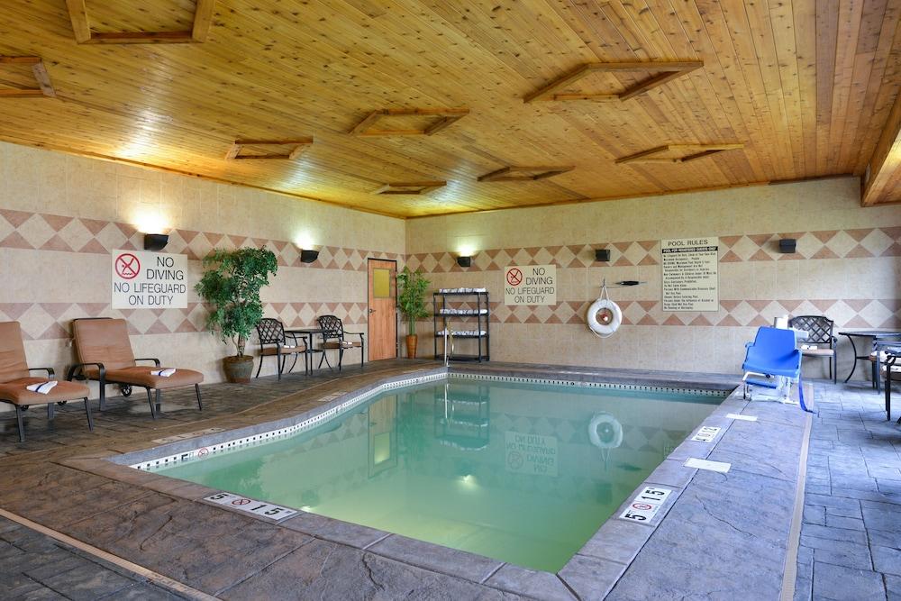 Comfort Suites Salina South photo 68