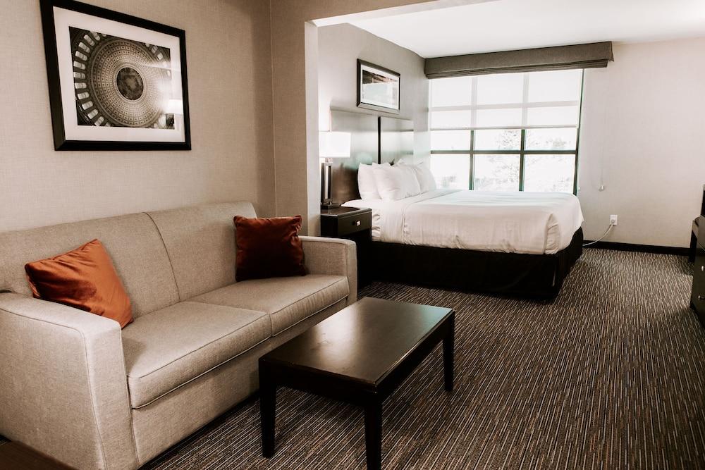 Wingate by Wyndham Chantilly / Dulles Airport photo 7