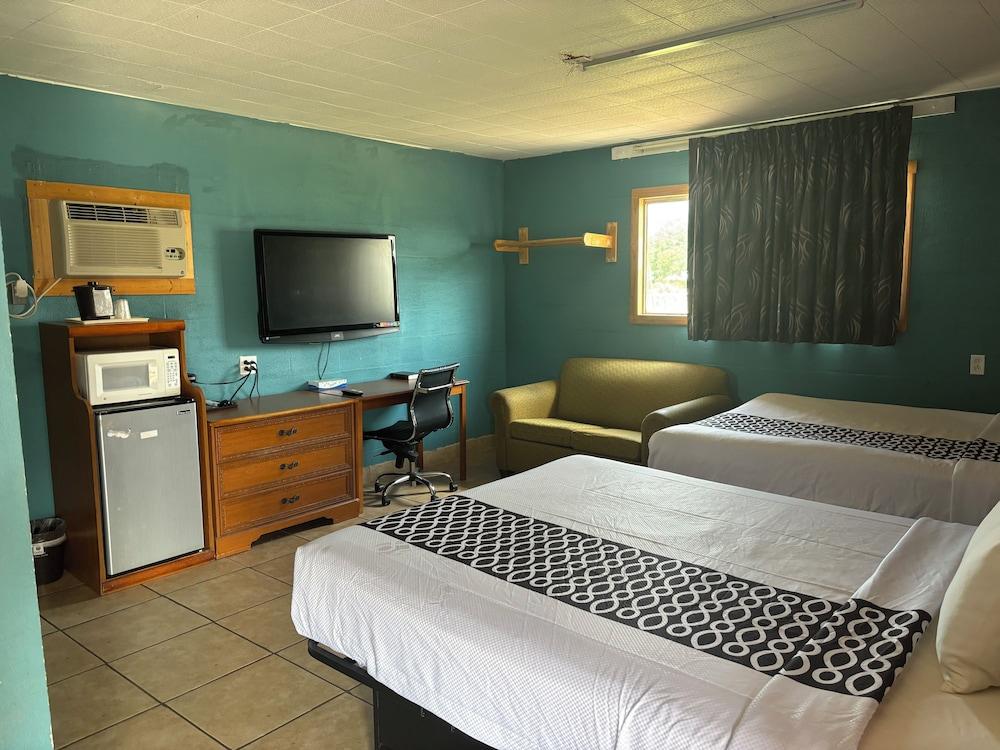 Budget Inn photo 16