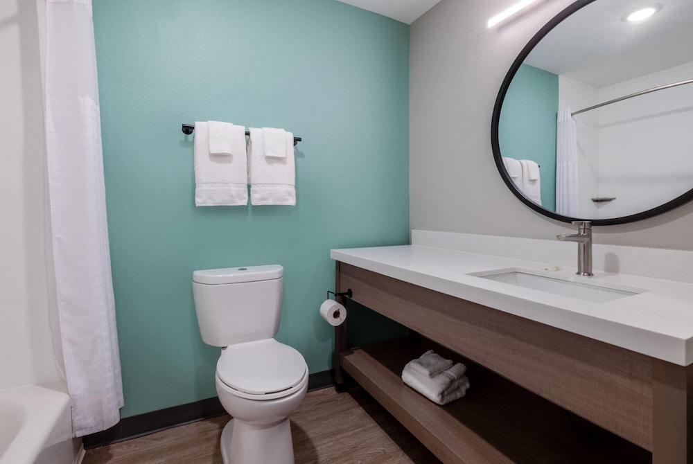 Echo Suites Extended Stay by Wyndham Atlanta-Conyers photo 14