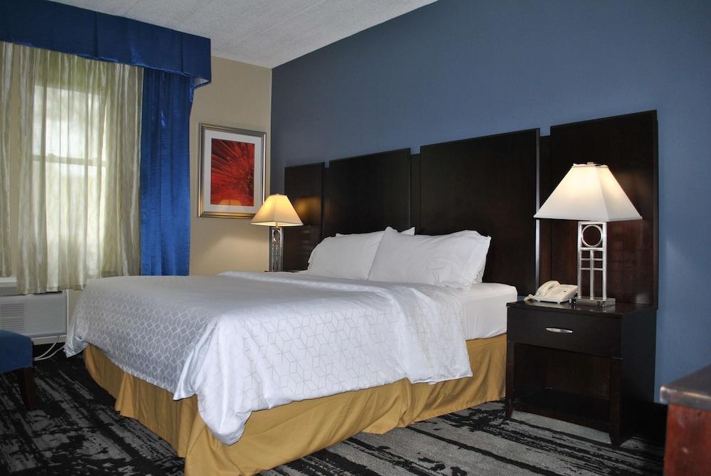 Best Western Owego Inn photo 2
