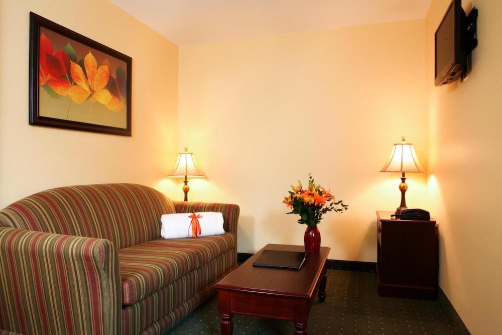 Main Street Inn photo 15
