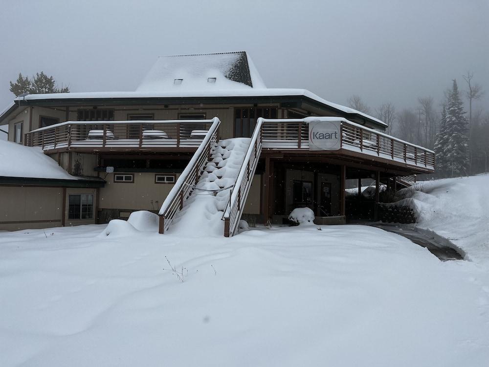 Slopeside photo 14
