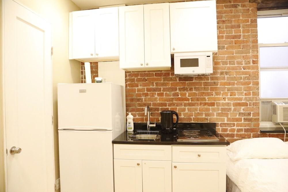 The Nomad Suites & Apartments photo 32