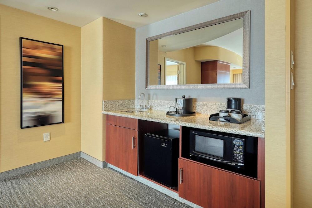 Courtyard by Marriott York photo 26