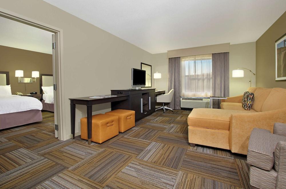 Hampton Inn & Suites Florence-Downtown photo 11