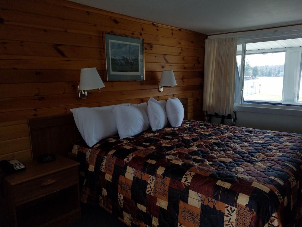 Clark's Beach Motel photo 30