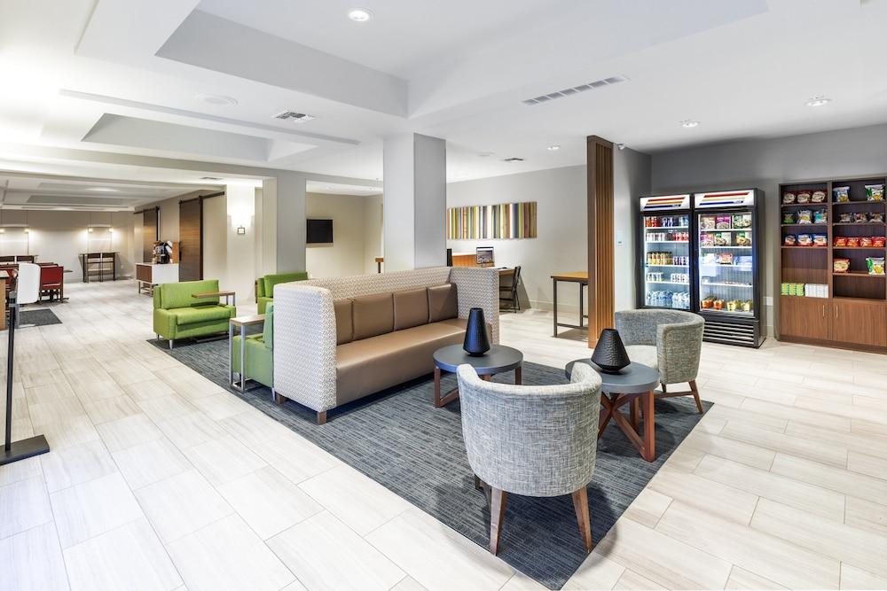 Holiday Inn Express & Suites West by IHG photo 37