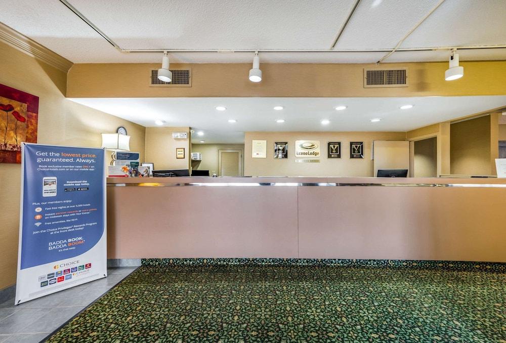Econo Lodge Corinth photo 3