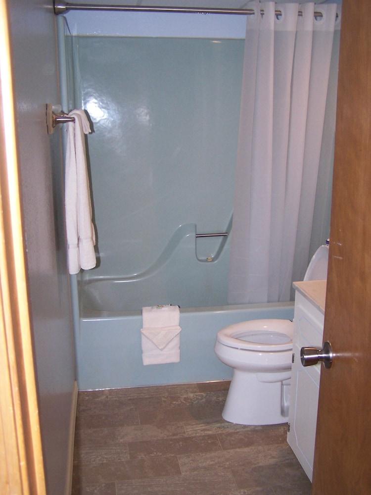 Pointe West Resort Motel photo 14