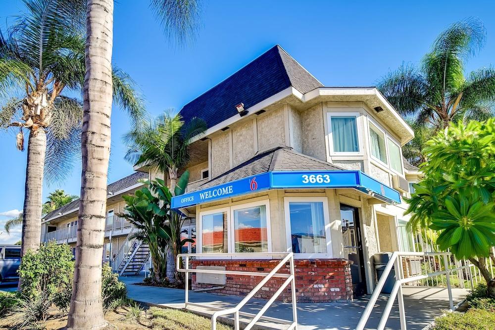Motel 6 Riverside, CA - South photo 25
