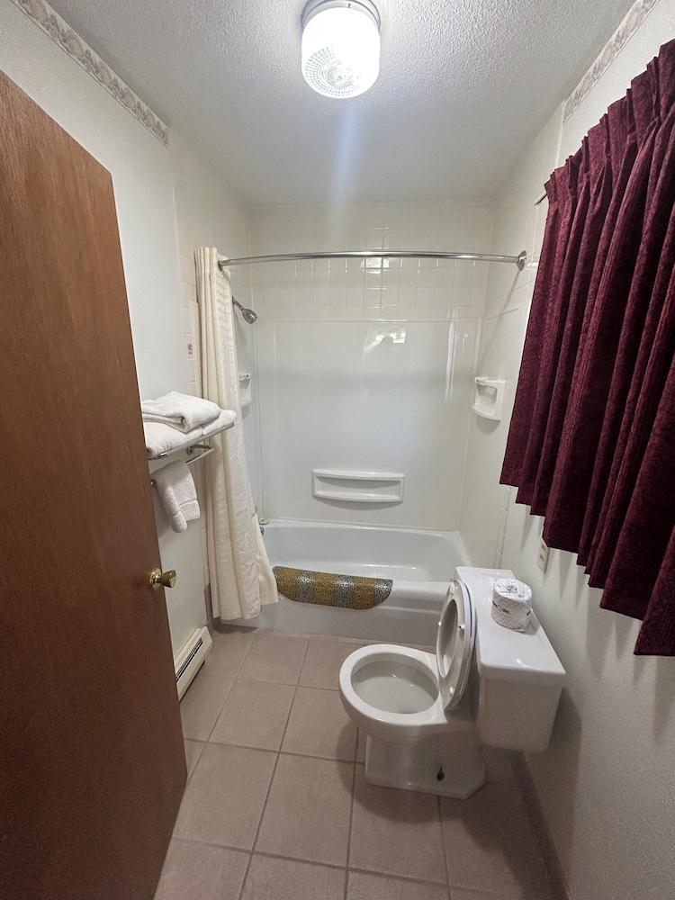 Royal Rest Motel photo 17