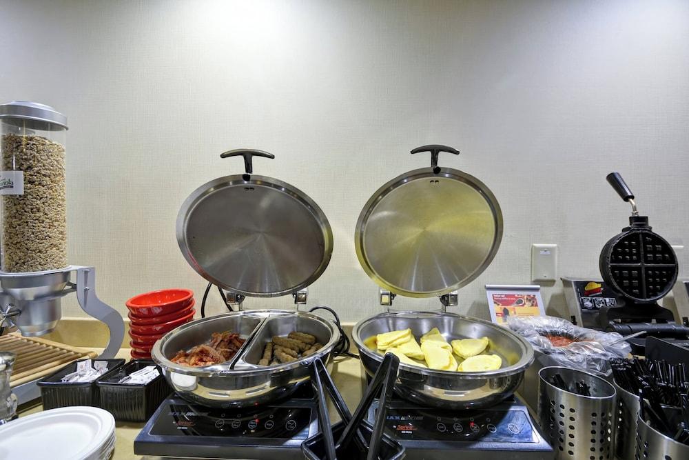 TownePlace Suites by Marriott Sioux Falls photo 41