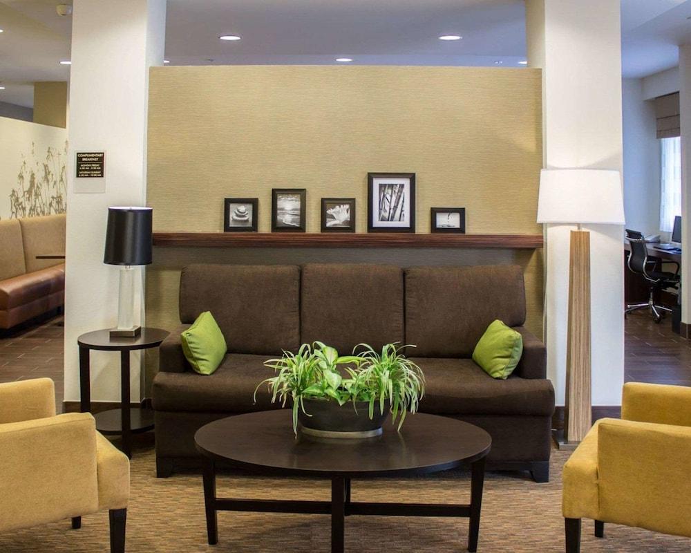 Sleep Inn & Suites Moundsville - Wheeling photo 15