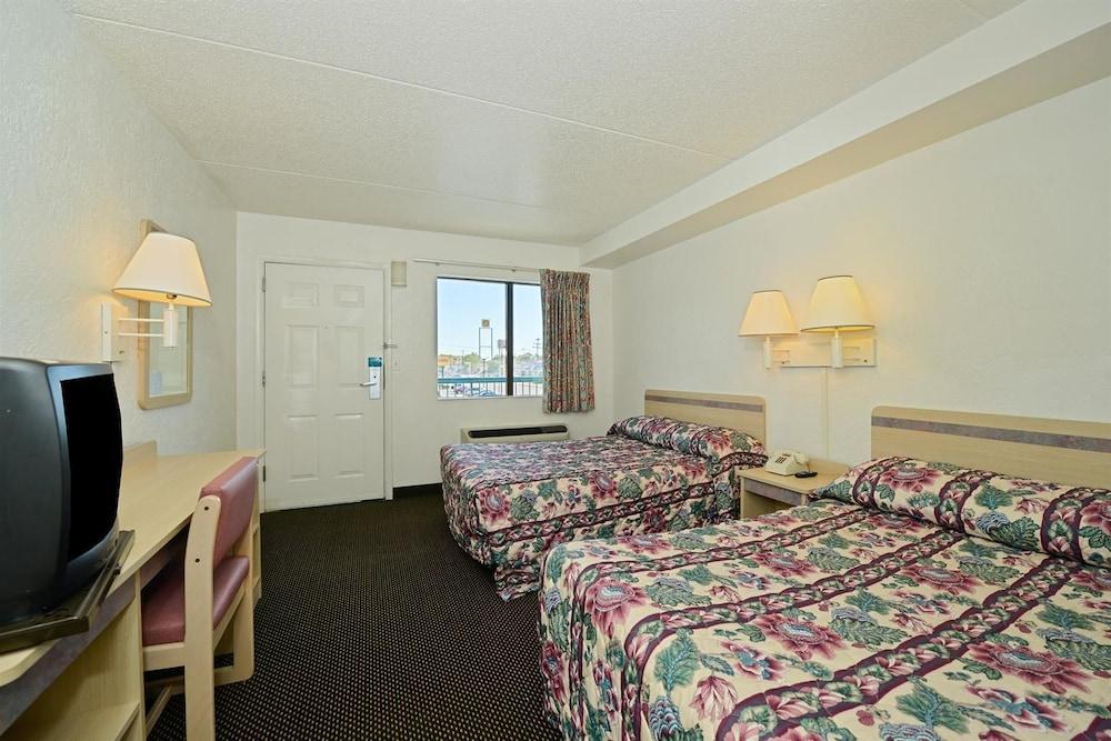 Americas Best Value Inn Battle Creek photo 4