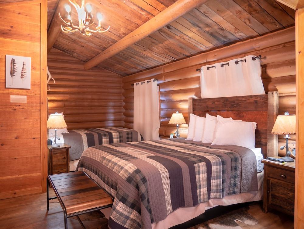 Elkhorn Cabins And Inn photo 8