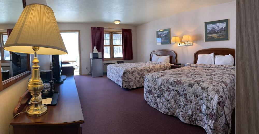 The Gunnison Inn at Dos Rios Golf Course photo 7