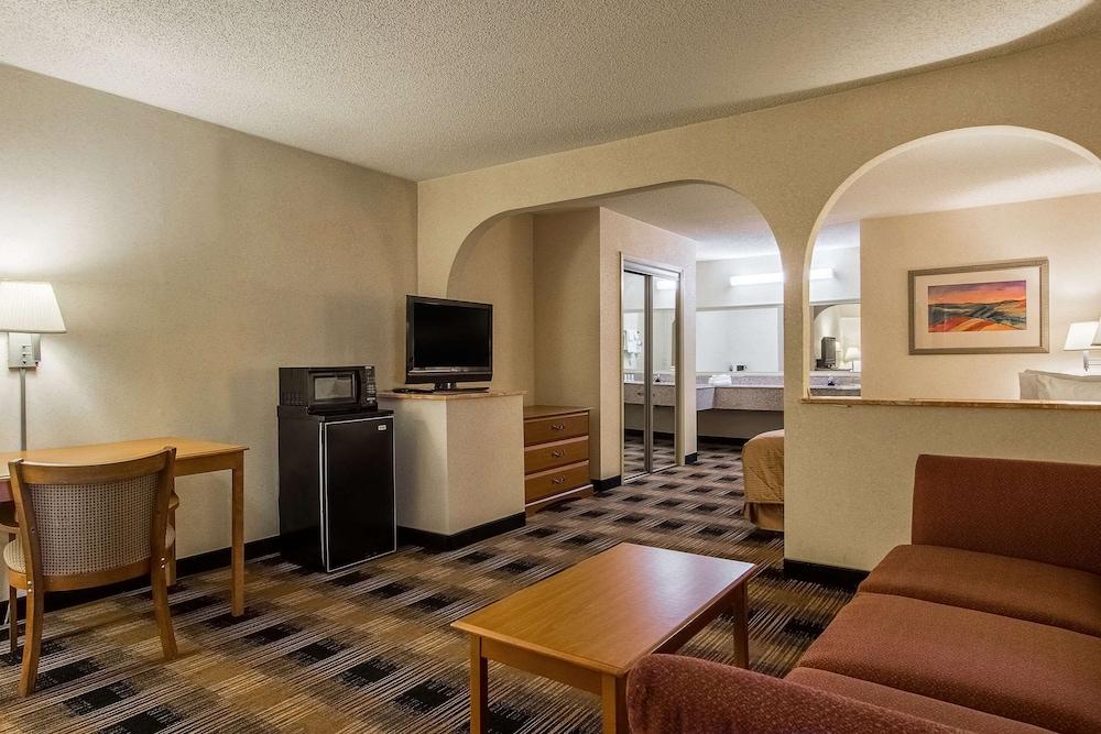 Quality Inn Oakwood - Gainesville photo 20
