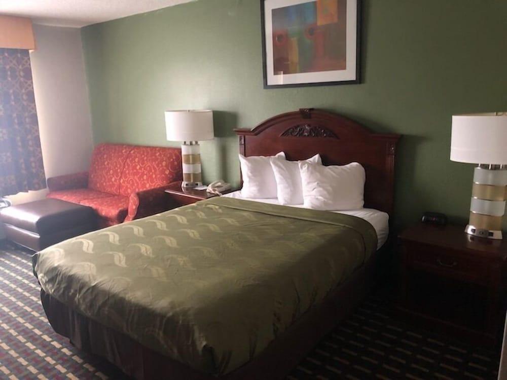 Quality Inn Homewood Birmingham I-65 photo 17