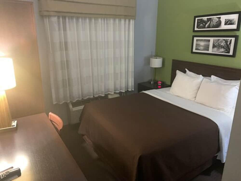 Cresthaven Inn JFK photo 5