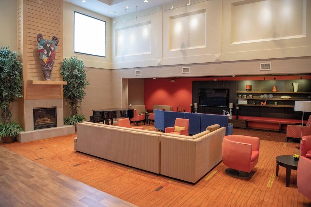 Courtyard by Marriott Erie photo 3